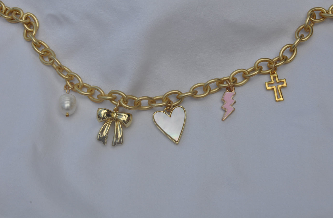 Hey Girl Necklace